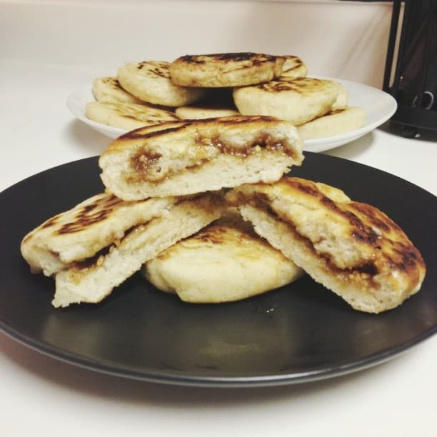 Hoddeok (Brown Cinnamon & Sugar Pancakes)